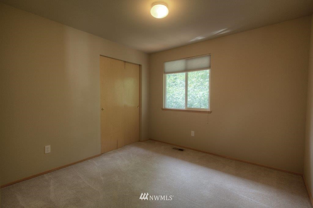14457 Southeast 185th Place Renton, WA 98058 - Photo 13 of 19 Gallery Image 13