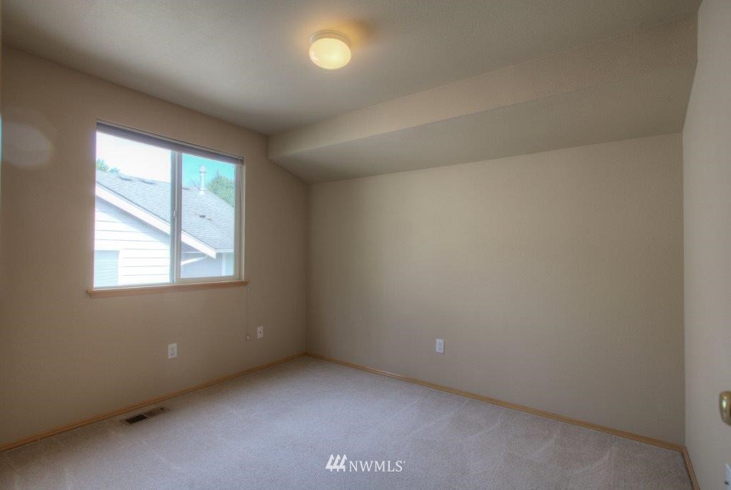14457 Southeast 185th Place Renton, WA 98058 - Photo 15 of 19 Gallery Image 15