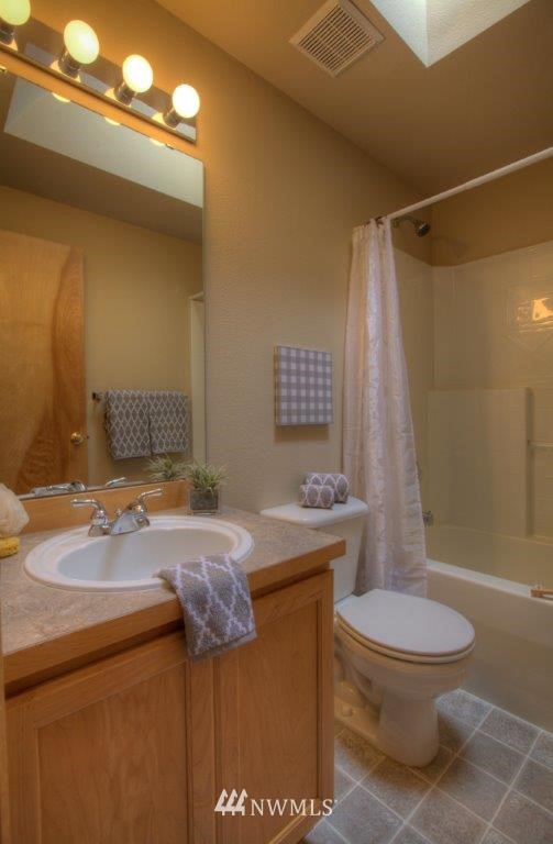 14457 Southeast 185th Place Renton, WA 98058 - Photo 16 of 19 Gallery Image 16