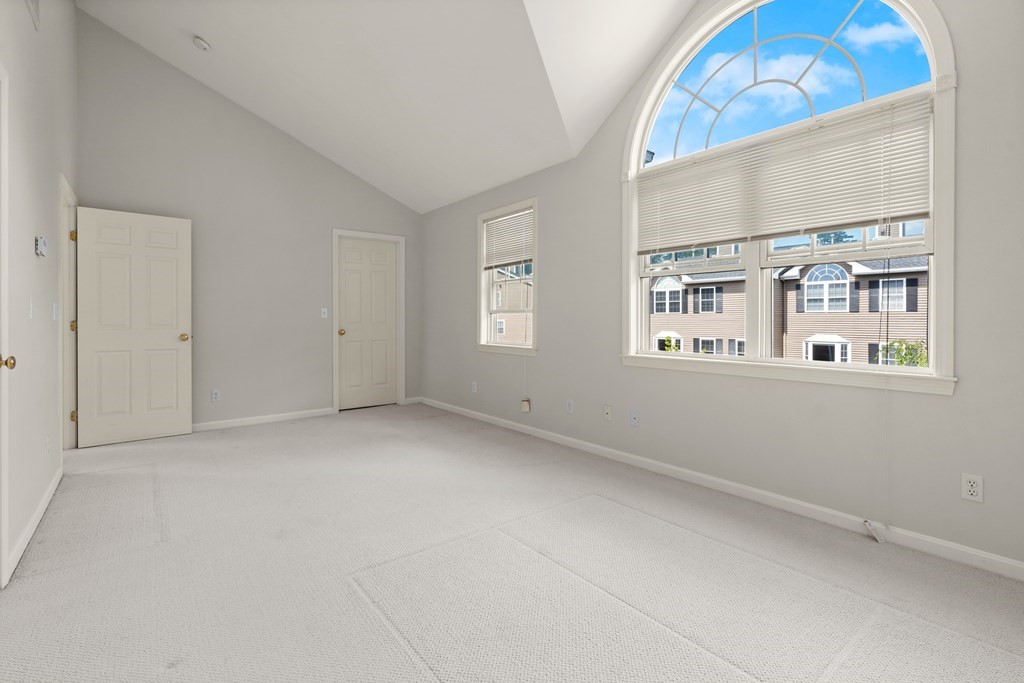 600 Trapelo Road, Unit 17 Waltham, MA 02452 - Photo 12 of 21 Gallery Image 12