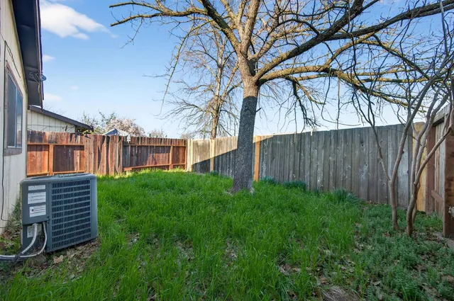 $369,000 | 7639 Clover Woods Court, Sacramento, CA 95828