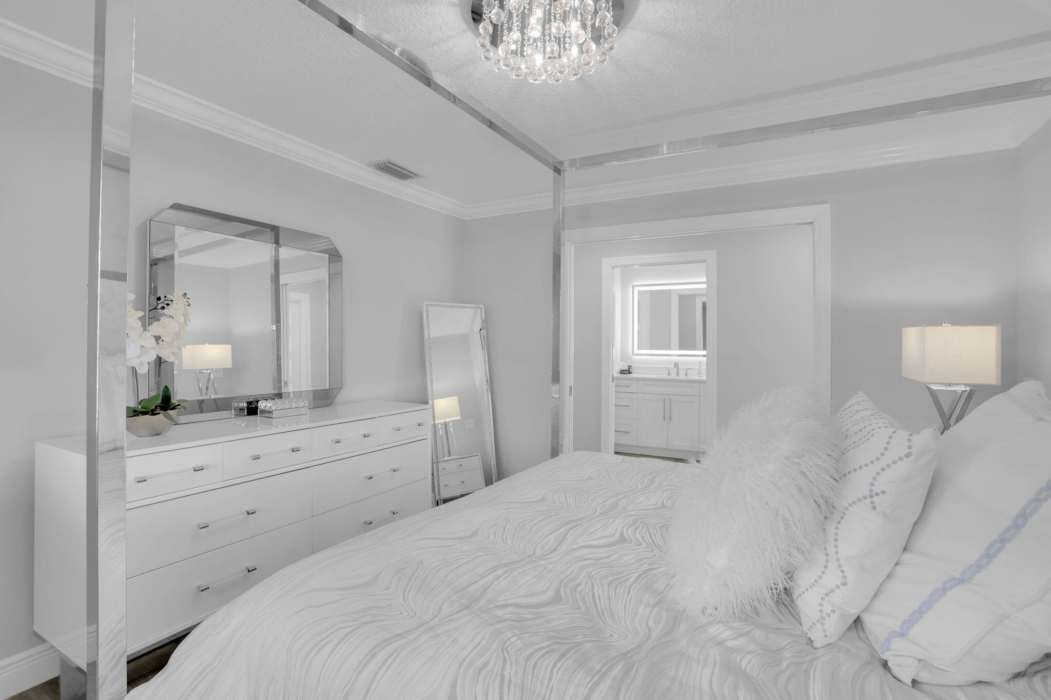 540 High Point Drive, Unit A Delray Beach, FL 33445 - Photo 19 of 27 19-web-or-mls-0E2A3470