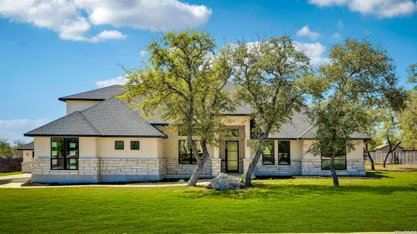 $734,999 | 486 James, Castroville, TX 78009