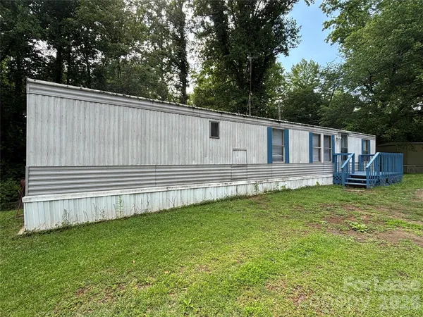 $850 | 2020 Cabin Lane, Stanley, NC 28164