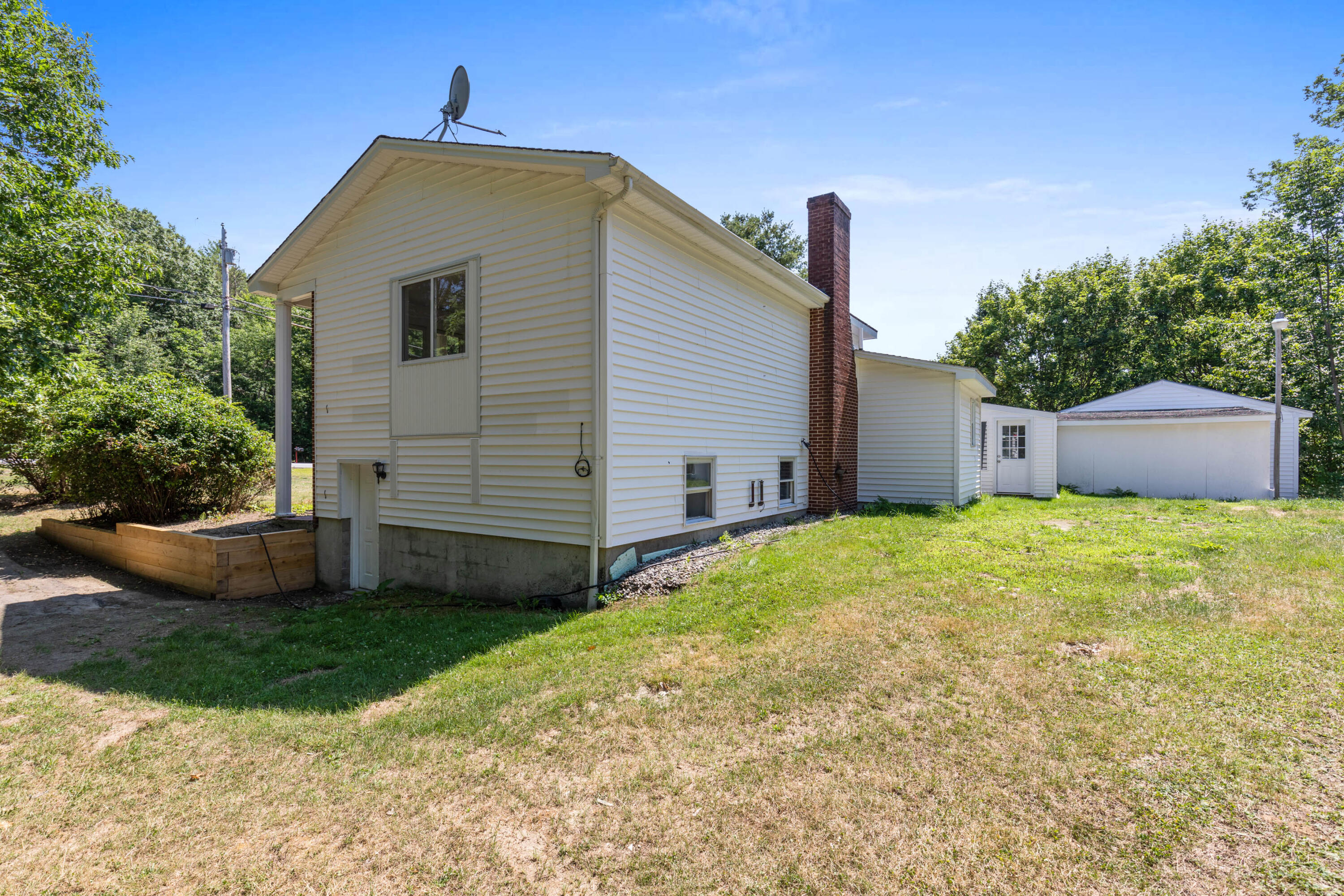 638 Brunswick Road Richmond, ME 04357 - Photo 33 of 38 638 Brunswick Rd Richmond - 045