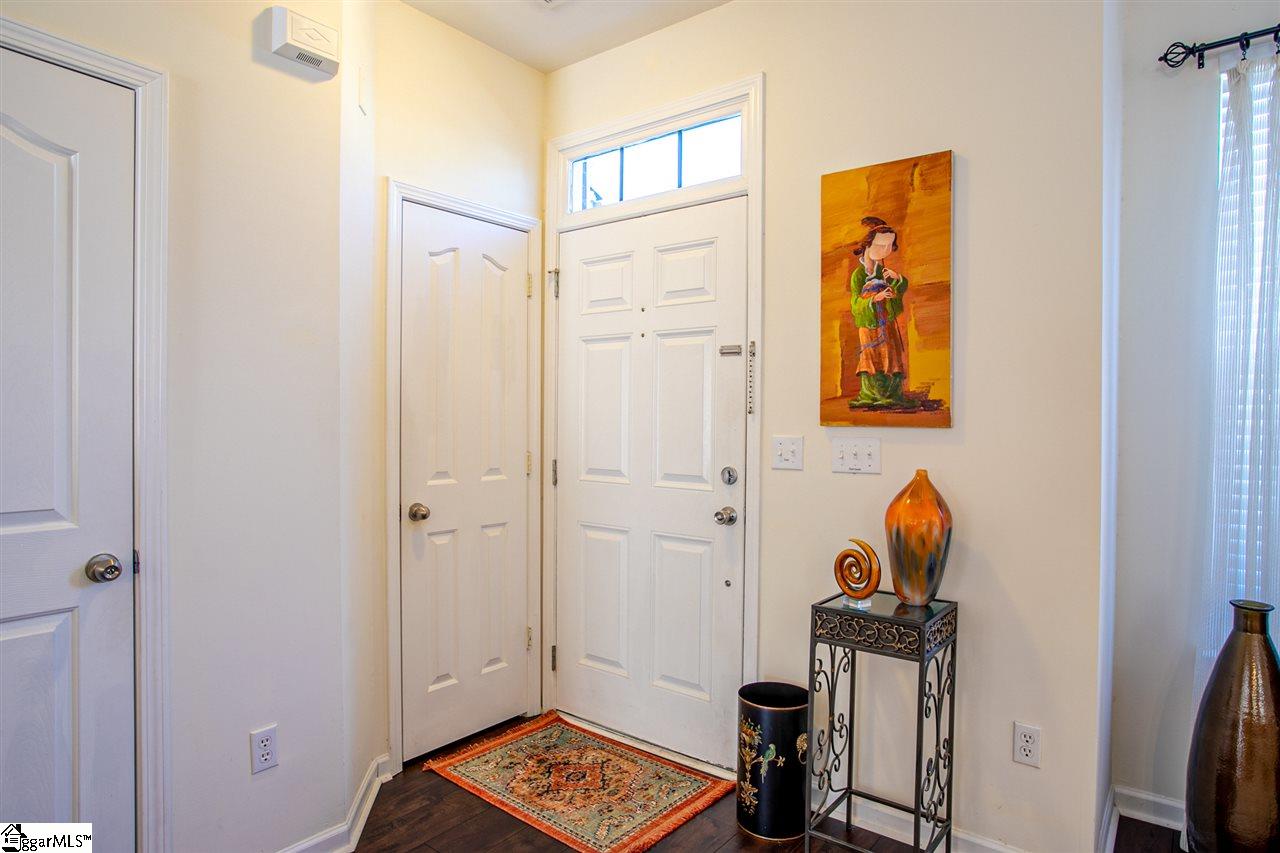 306 Cumulus Court Greer, SC 29650 - Photo 3 of 21 Gallery Image 3