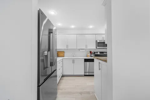 $299,900 | 35 Westgate Lane, Unit D, Boynton Beach, FL 33436