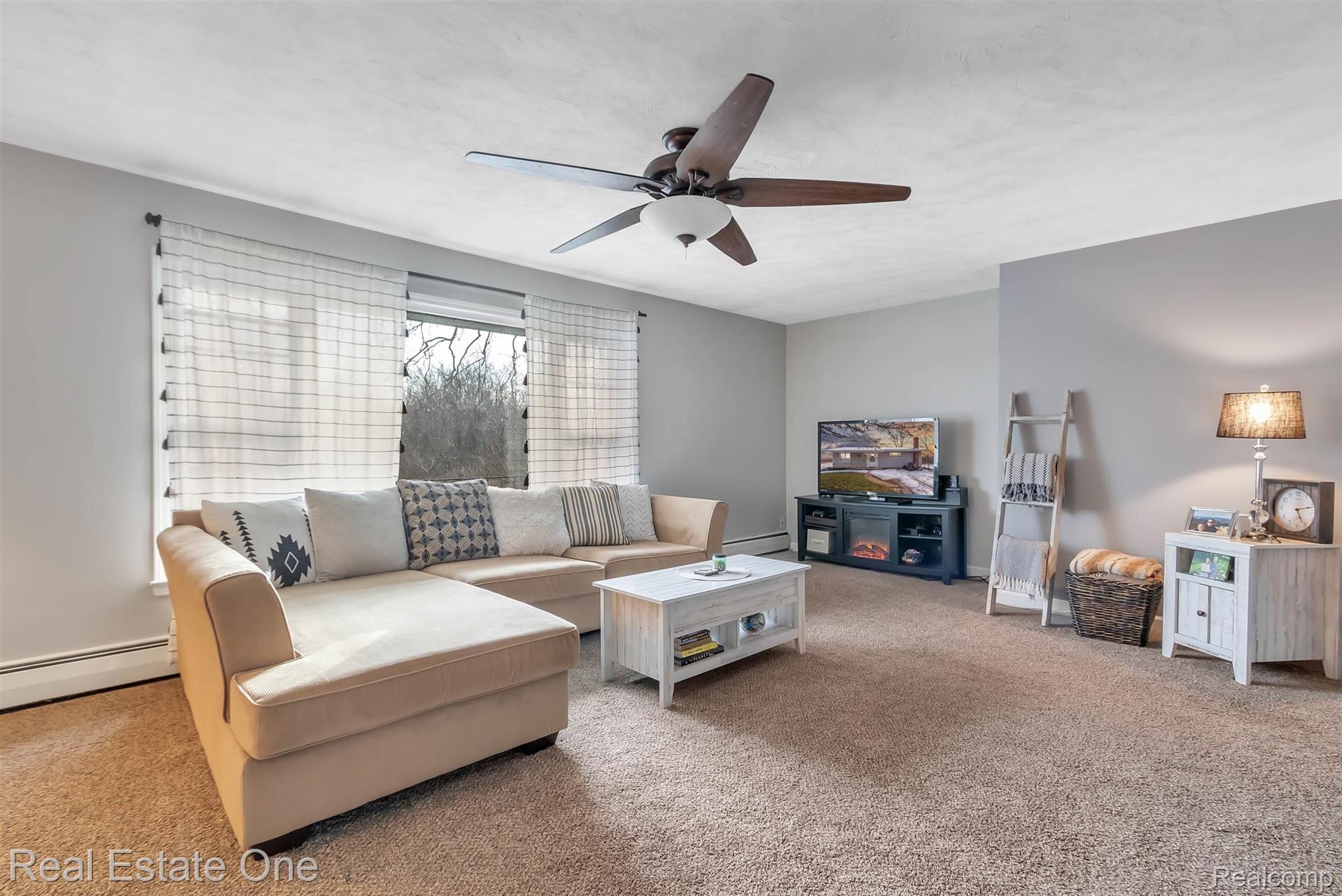 4579 Kehoe Road Clinton, MI 49236 - Photo 6 of 41 08-4579 Kehoe Rd-8.jpg