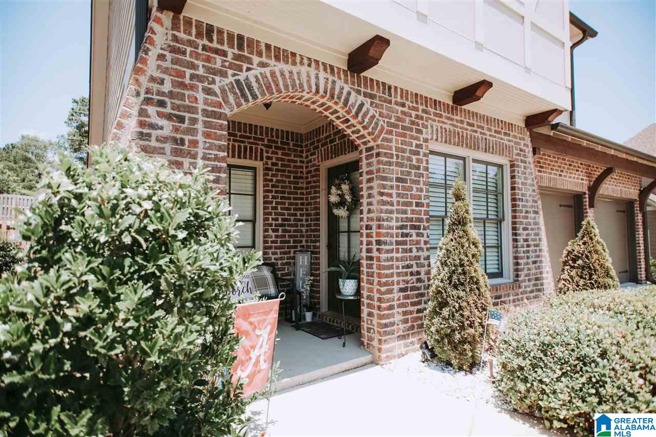 235 Lorrin Lane Sterrett, AL 35147 - Photo 4 of 27