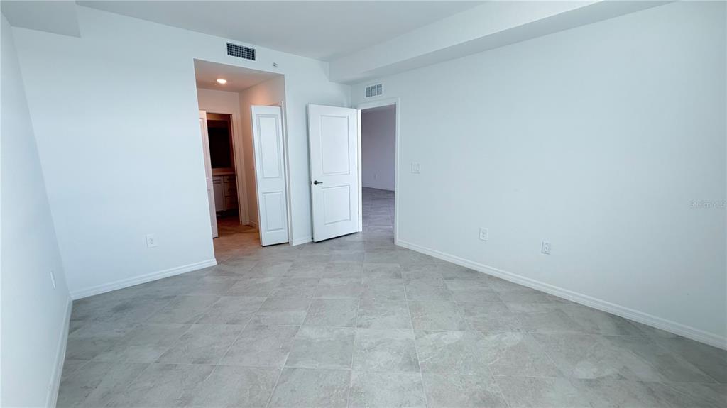 19116 Scallop Loop, Unit 104 Lakewood Ranch, FL 34211 - Photo 5 of 15