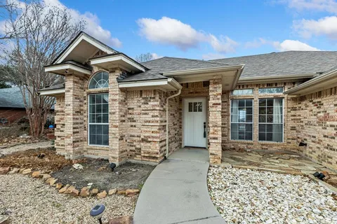 $290,000 | 10304 Gray Oak Lane, Fort Worth, TX 76108