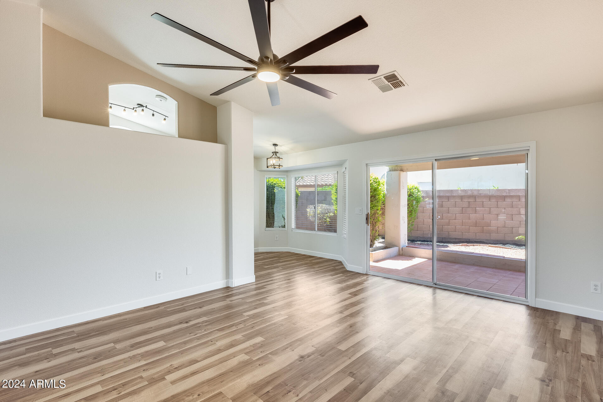 14554 West Raindance Road Surprise, AZ 85374 - Photo 9 of 54 Gallery Image 9