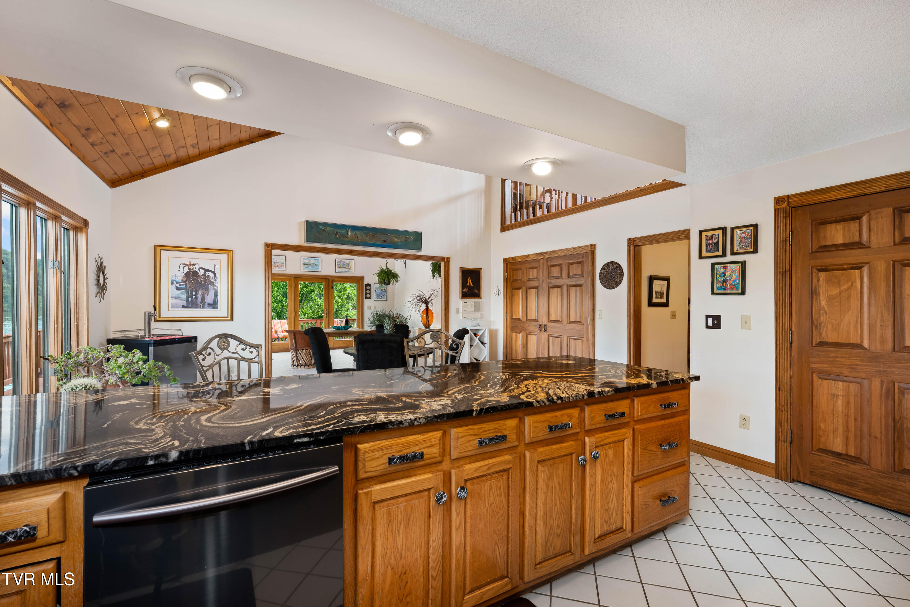 21580 Moonlight Bay Road Abingdon, VA 24211 - Photo 24 of 168 21580 Moonlight Bay Road (141 of 237)