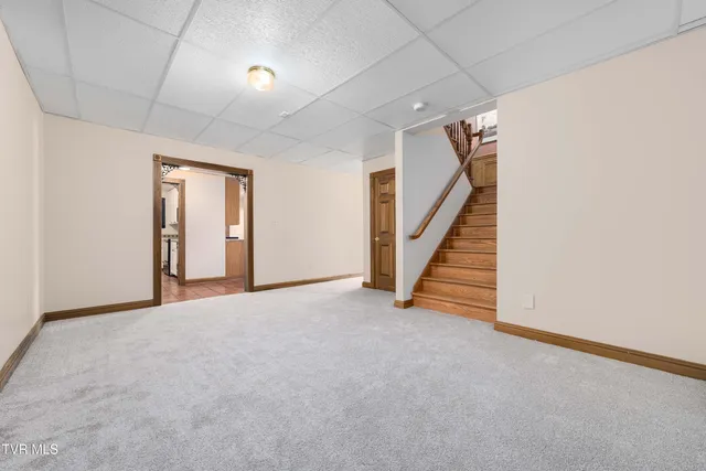 $1,750,000 | 21580 Moonlight Bay Road, Abingdon, VA 24211