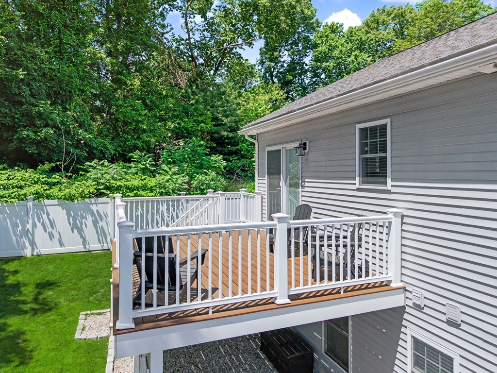 7 Cadman Street Worcester, MA 01604 - Photo 36 of 42