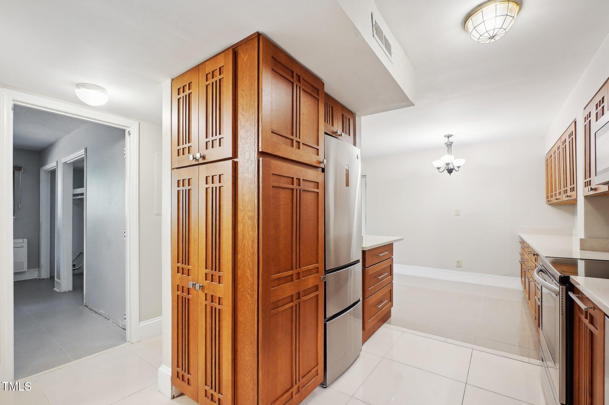 5004 Flint Ridge Place Raleigh, NC 27609 - Photo 11 of 22 11-web-or-mls-Flint Ridge Pl 5004-011