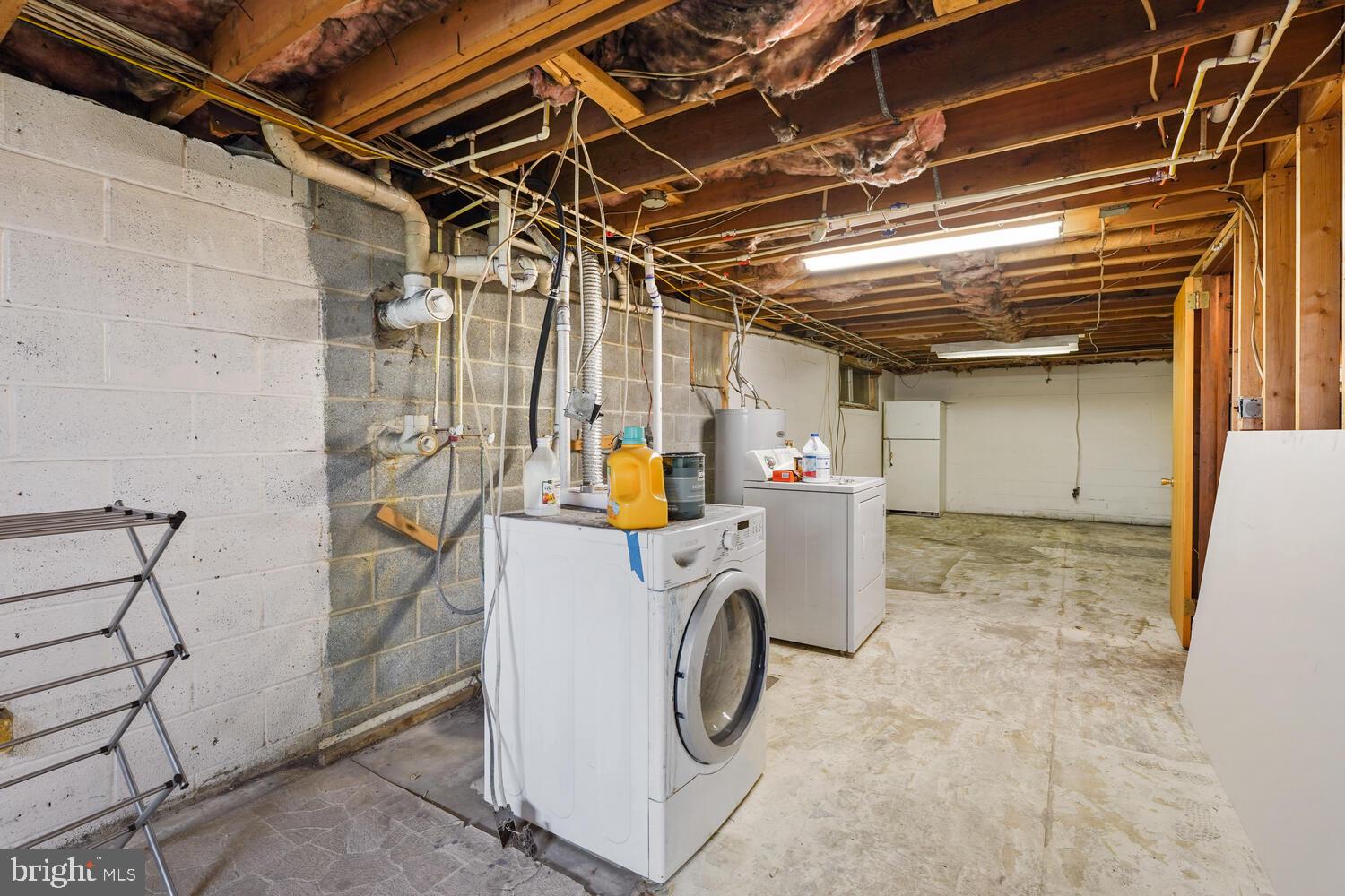 1003 Georgetown Road Paradise, PA 17562 - Photo 25 of 37 Basement Laundry