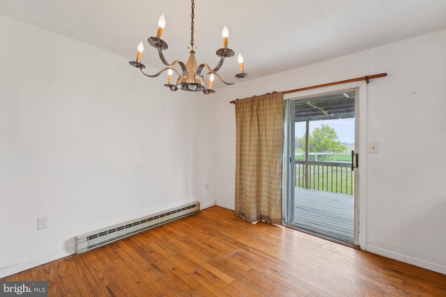 1003 Georgetown Road Paradise, PA 17562 - Photo 7 of 37 Dining Room