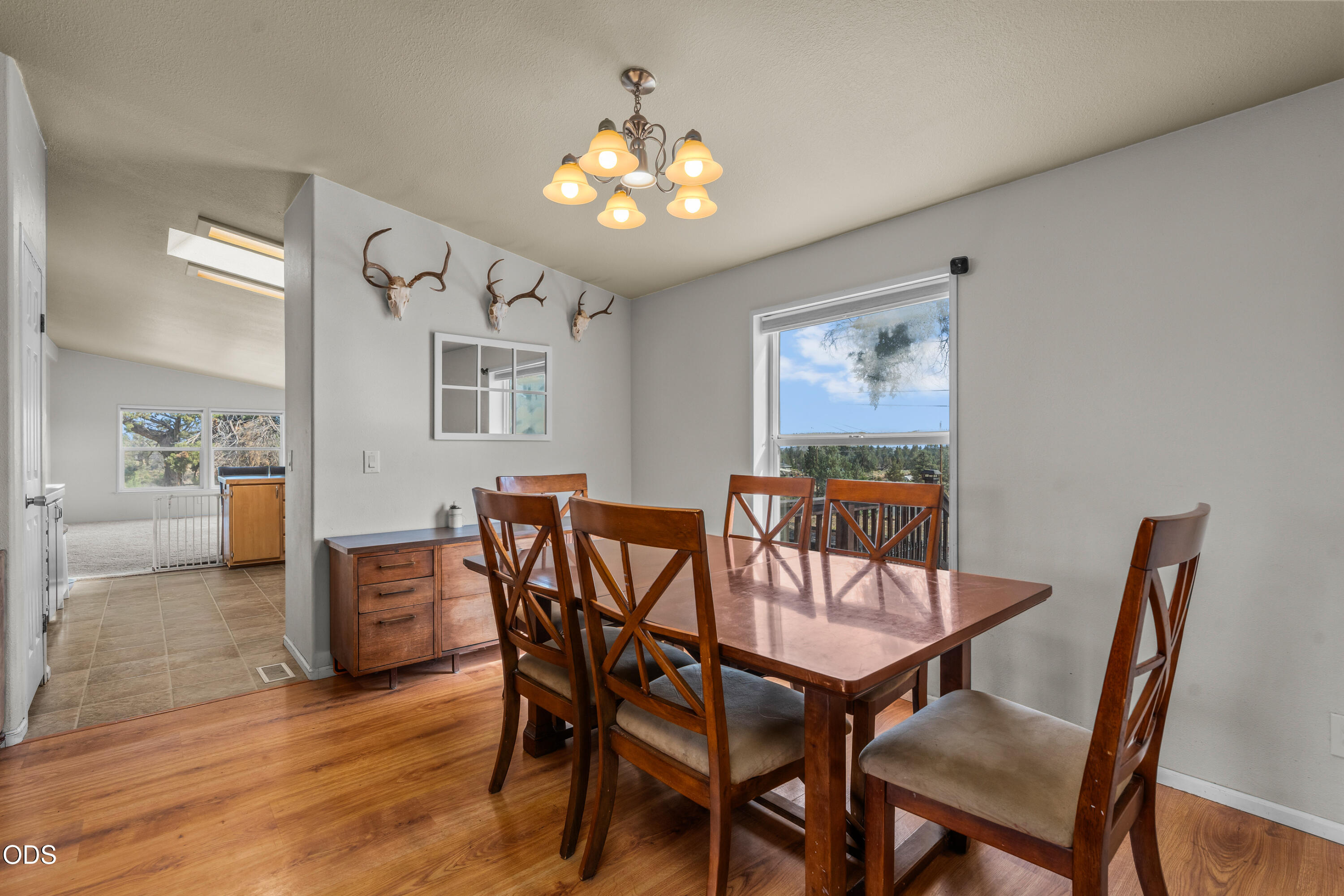 4900 Northwest Homestead Way Redmond, OR 97756 - Photo 6 of 56