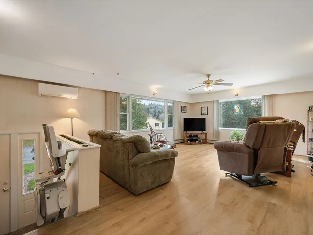 $375,000 | 7 Sunrise Avenue, Barre, VT 05641