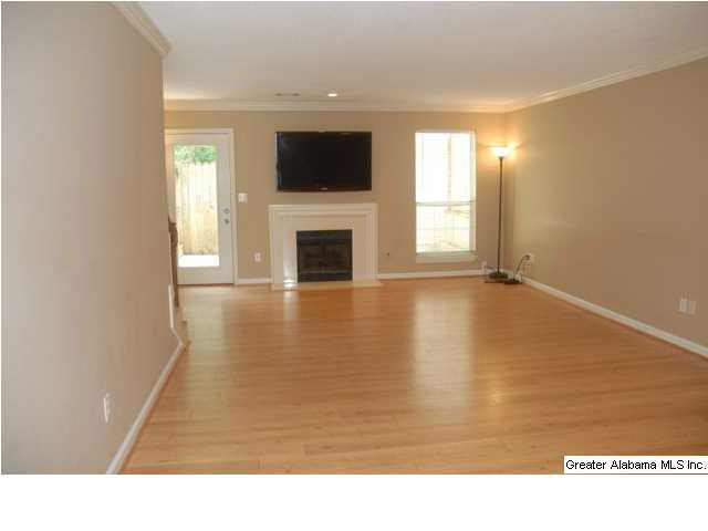204 Ridge Park Circle Birmingham, AL 35216 - Photo 9 of 18