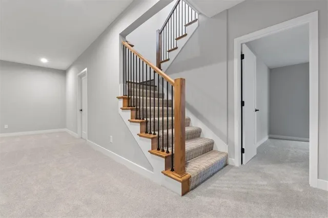 $499,900 | 25026 West 94th Terrace, Lenexa, KS 66227