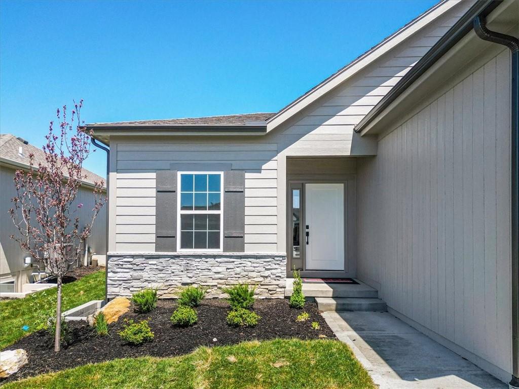 25026 West 94th Terrace Lenexa, KS 66227 - Photo 31 of 42