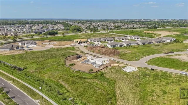 $499,900 | 25026 West 94th Terrace, Lenexa, KS 66227