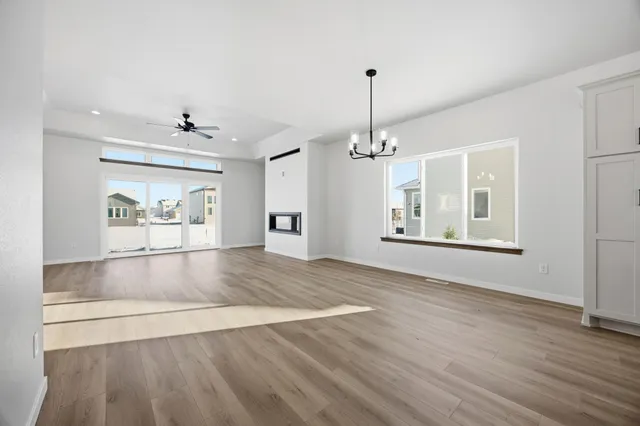 $699,900 | 7448 16th Street South, Fargo, ND 58104