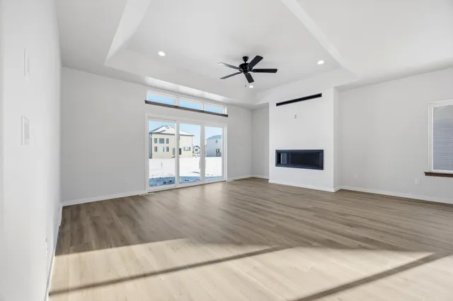 $699,900 | 7448 16th Street South, Fargo, ND 58104