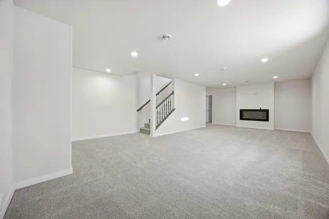 $699,900 | 7448 16th Street South, Fargo, ND 58104