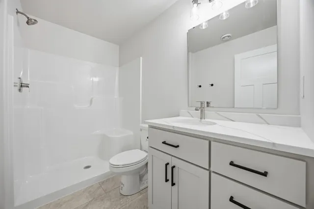 $699,900 | 7448 16th Street South, Fargo, ND 58104