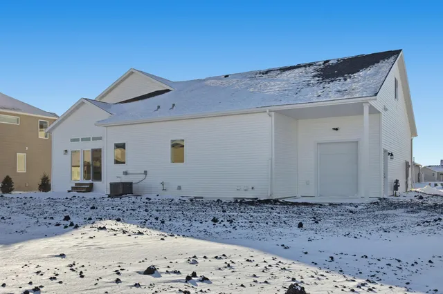 $699,900 | 7448 16th Street South, Fargo, ND 58104