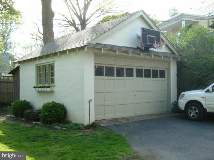 334 Station Road Wynnewood, PA 19096 - Photo 19 of 19 Garage