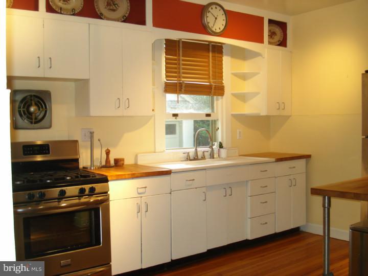 334 Station Road Wynnewood, PA 19096 - Photo 9 of 19 Kitchen