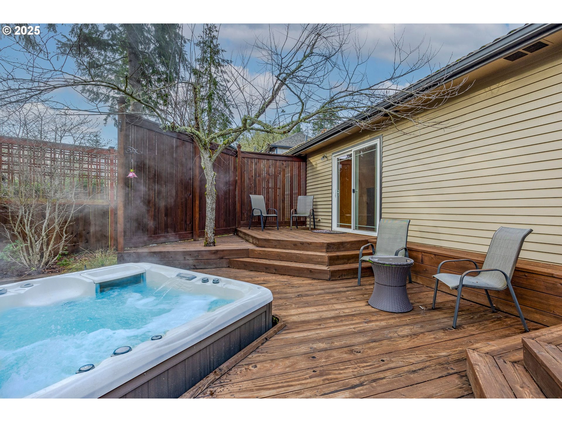 1710 White Oak Drive Eugene, OR 97405 - Photo 23 of 45 a view of outdoor space yard and patio