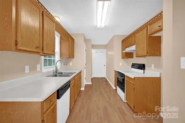 $260,000 | 144 Fairway Drive, Conover, NC 28613