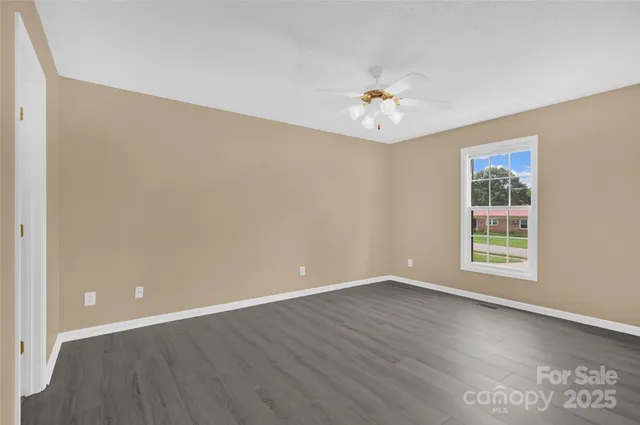 $260,000 | 144 Fairway Drive, Conover, NC 28613