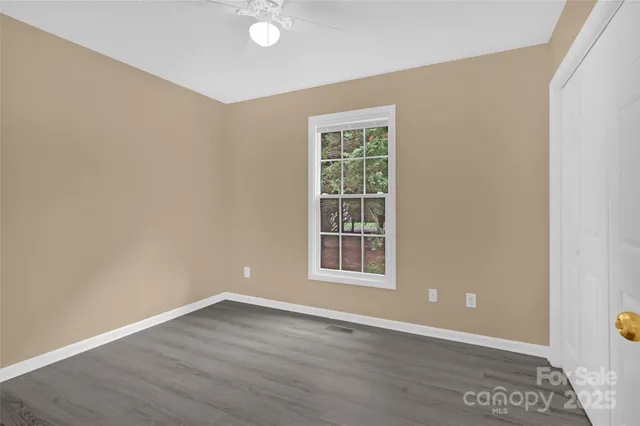 $260,000 | 144 Fairway Drive, Conover, NC 28613