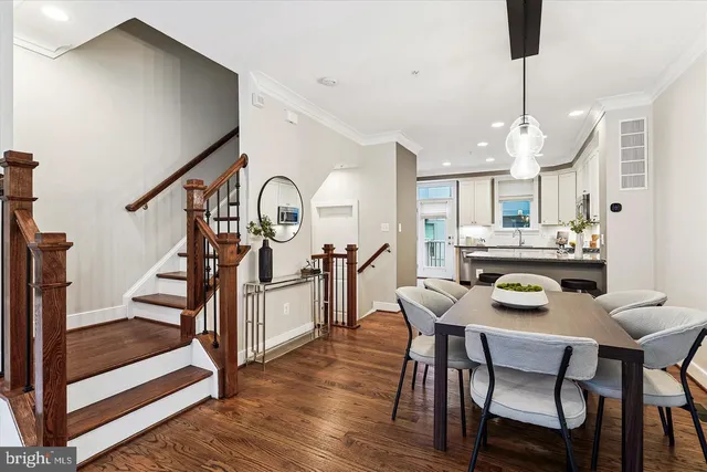 $4,295 | 2988 Stella Blue Lane, Fairfax, VA 22031