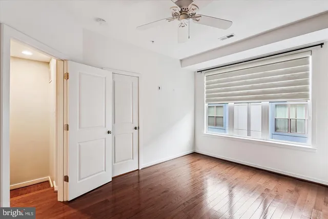 $4,295 | 2988 Stella Blue Lane, Fairfax, VA 22031