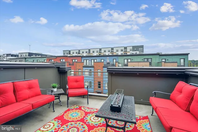 $4,295 | 2988 Stella Blue Lane, Fairfax, VA 22031