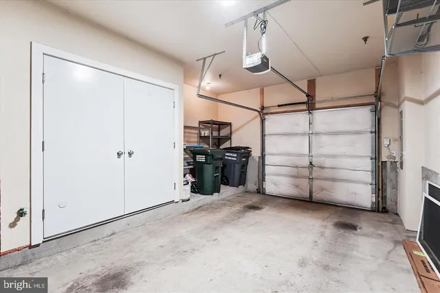 $4,295 | 2988 Stella Blue Lane, Fairfax, VA 22031