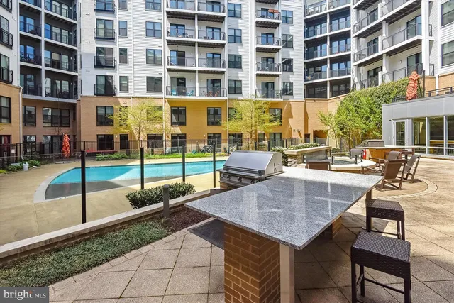 $4,295 | 2988 Stella Blue Lane, Fairfax, VA 22031