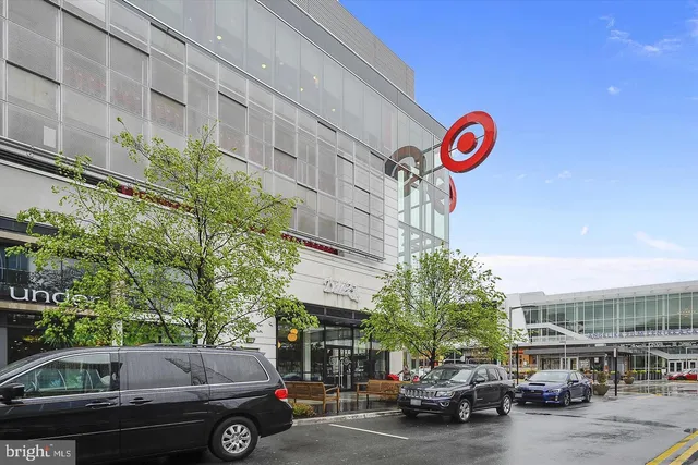 $4,295 | 2988 Stella Blue Lane, Fairfax, VA 22031