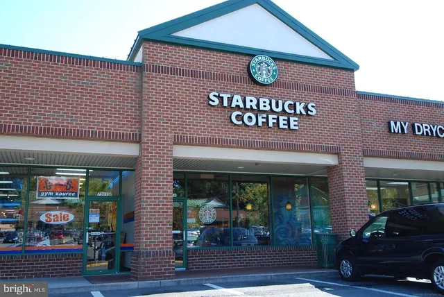 $4,295 | 2988 Stella Blue Lane, Fairfax, VA 22031