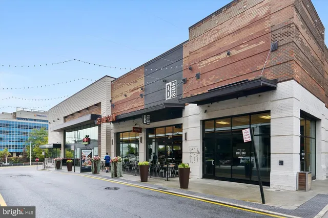 $4,295 | 2988 Stella Blue Lane, Fairfax, VA 22031