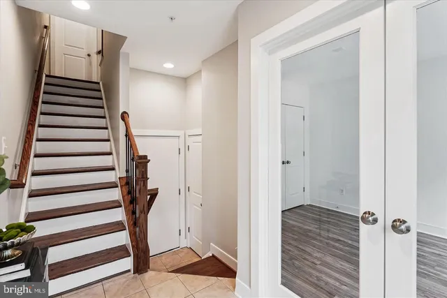 $4,295 | 2988 Stella Blue Lane, Fairfax, VA 22031