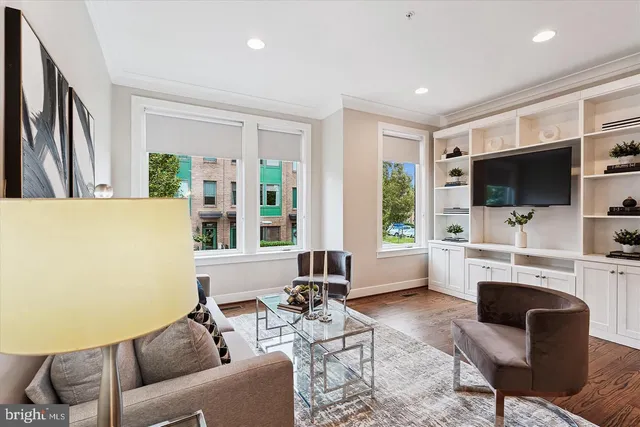 $4,295 | 2988 Stella Blue Lane, Fairfax, VA 22031