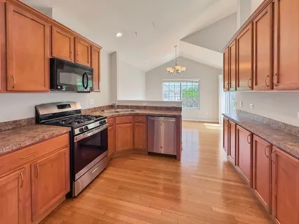 $310,000 | 3381 Cameron Drive, Elgin, IL 60124